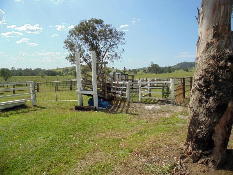 47 Sunshine Road, Wolvi QLD 4570