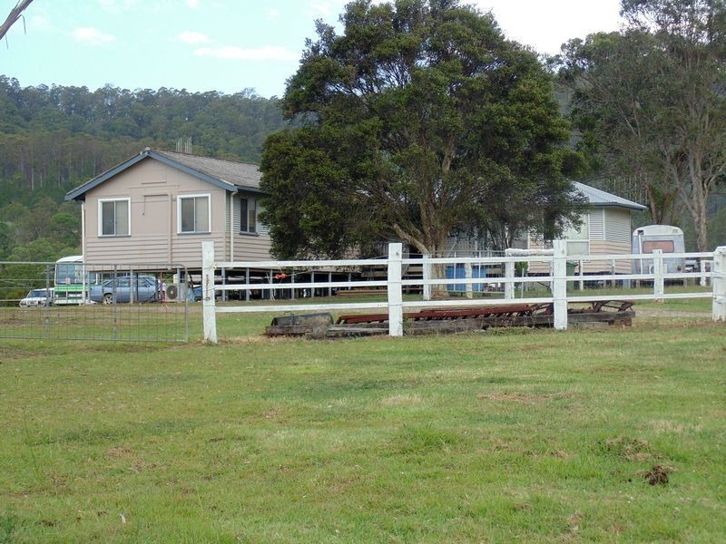 47 Sunshine Road, Wolvi QLD 4570