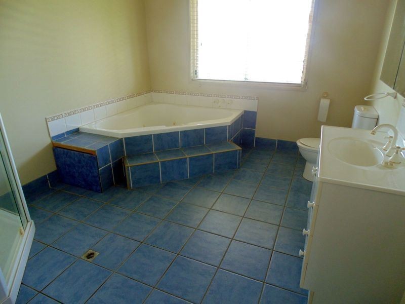 4 Cutty Sark Court, Cooloola Cove QLD 4580