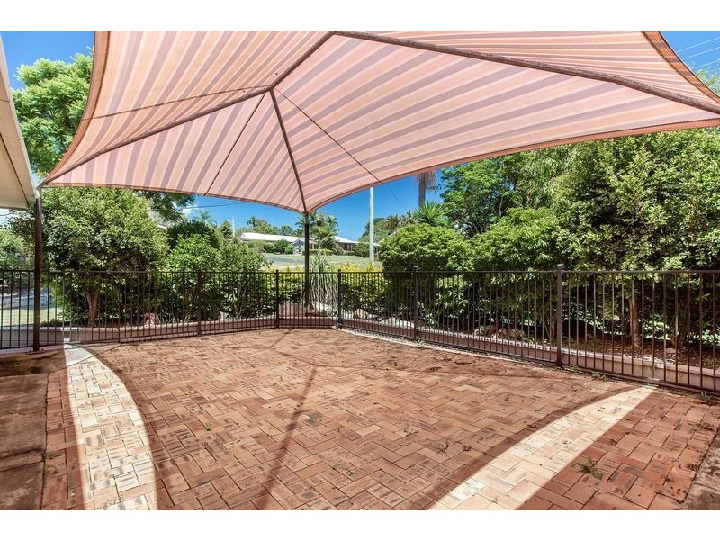 38 Rocklea Drive, Southside QLD 4570
