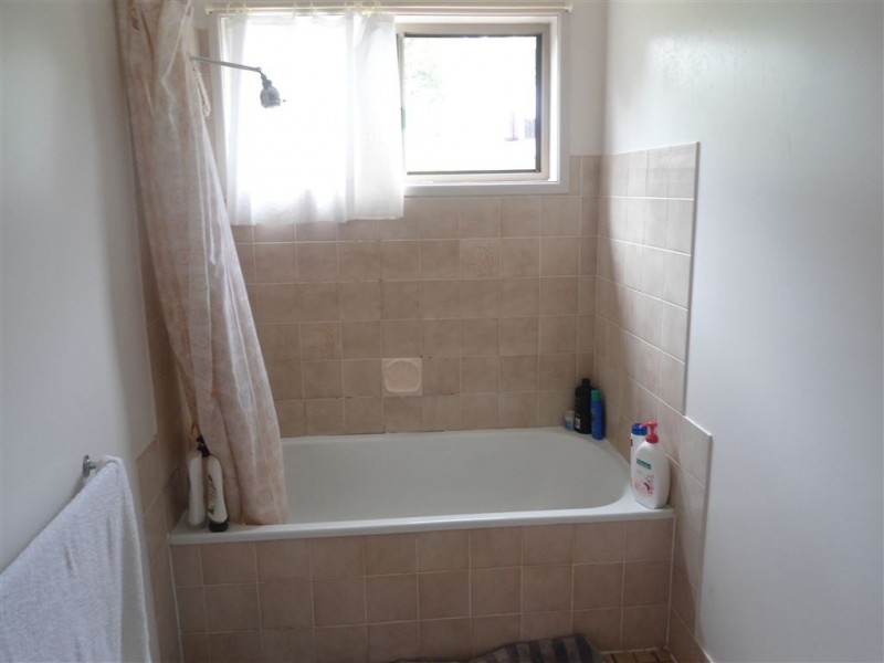 12 Venardos Drive, Gympie QLD 4570