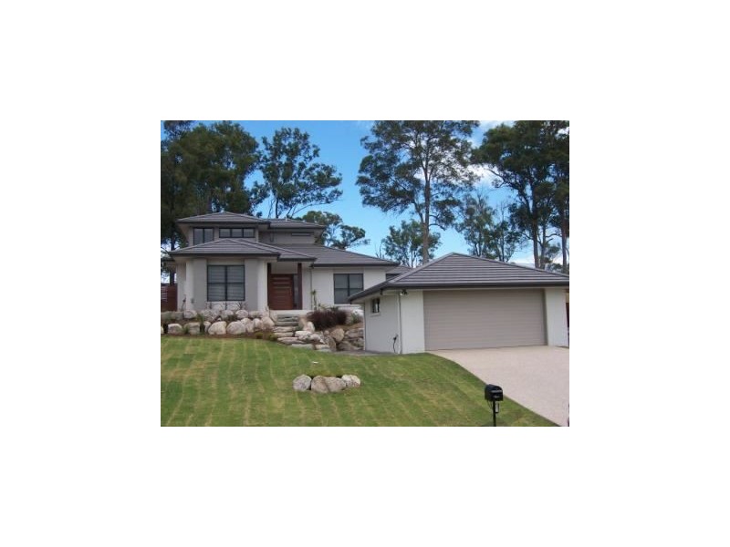 41 Hilltop Avenue, Southside QLD 4570
