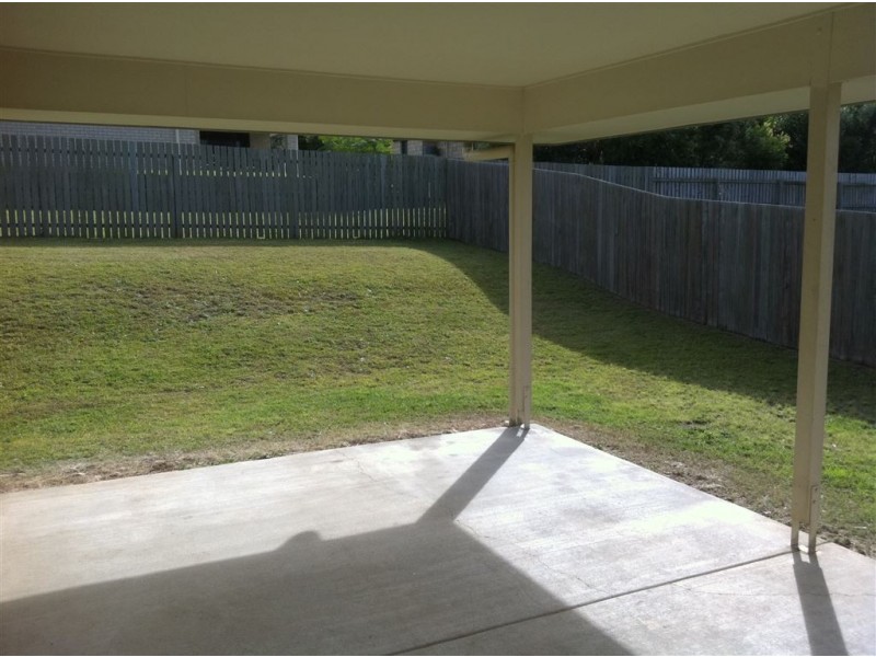 10 Parkview Close, Southside QLD 4570
