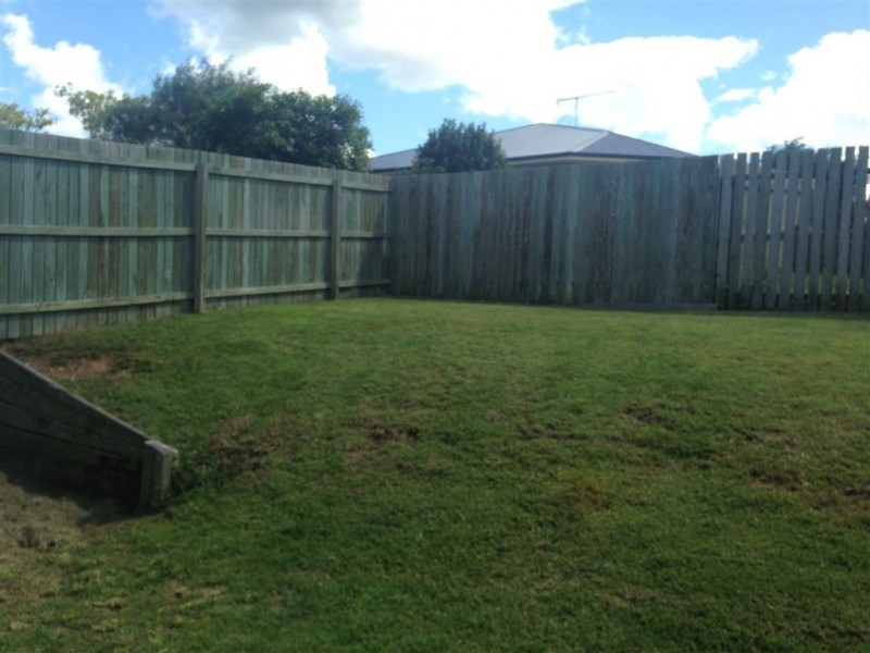 10 Parkview Close, Southside QLD 4570