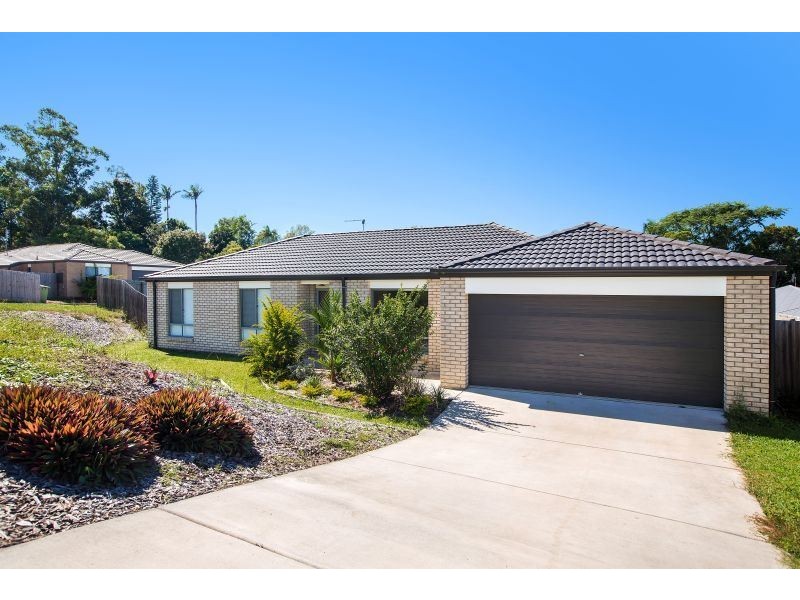 26 Bond Drive, Southside QLD 4570