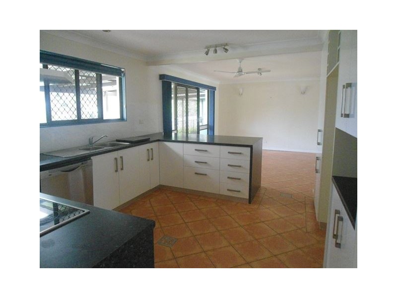 12 Groves Road, Araluen QLD 4570