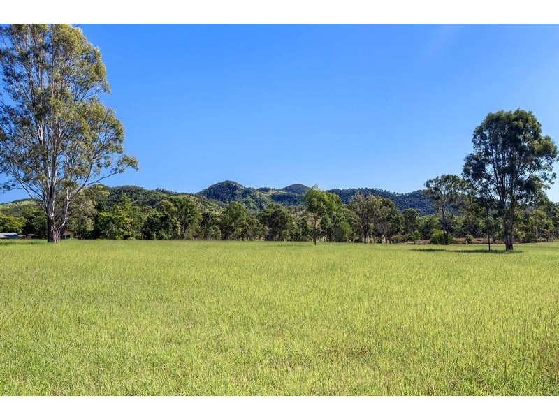 133 Upper Widgee Road, Widgee QLD 4570