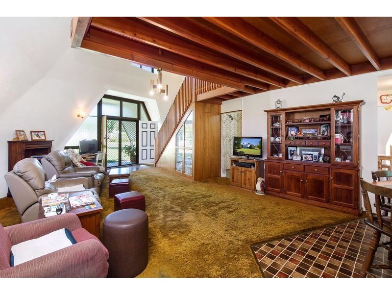 4 Matthew Lane, Jones Hill QLD 4570