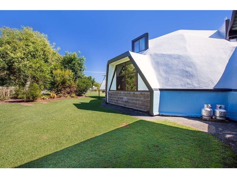 4 Matthew Lane, Jones Hill QLD 4570