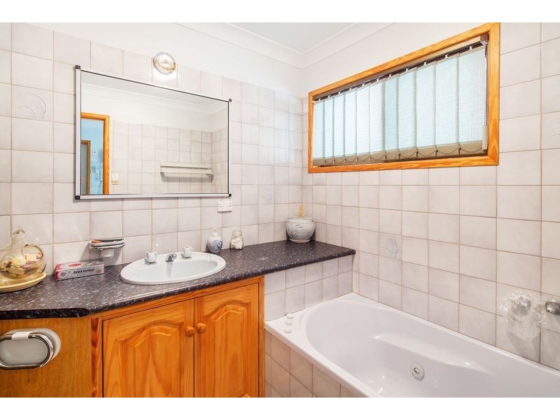 74 Endeavour Drive, Cooloola Cove QLD 4580