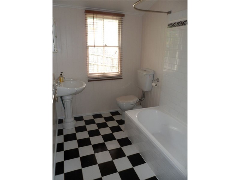 28 Calton Terrace, Gympie QLD 4570