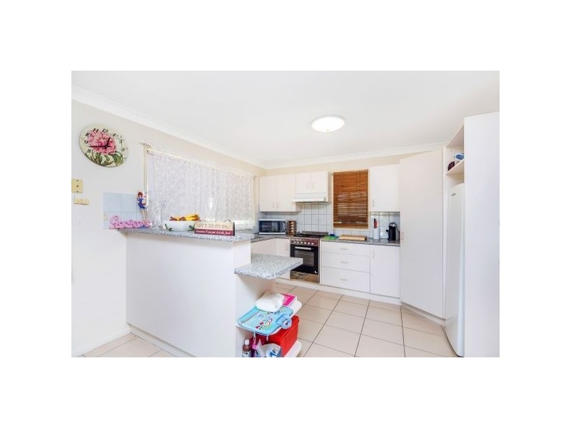 38 Groundwater Road, Southside QLD 4570