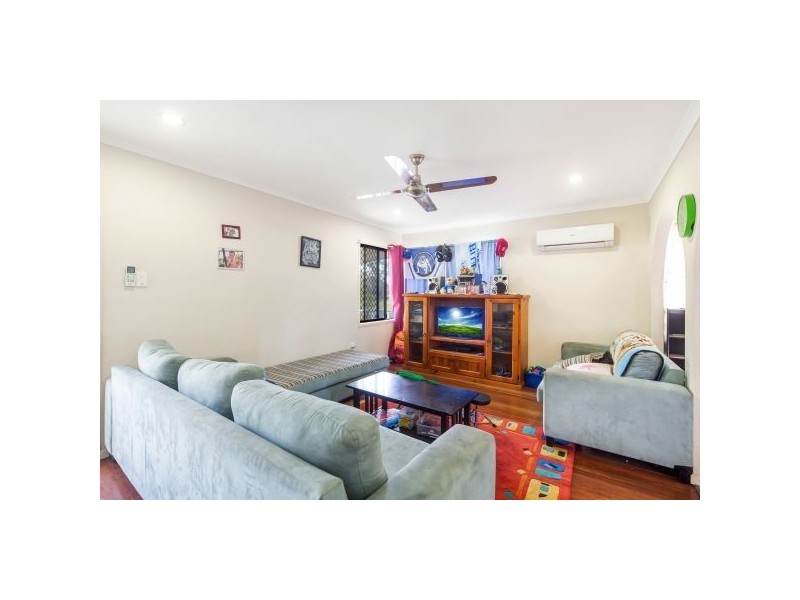 18 Stumm Road, Southside QLD 4570