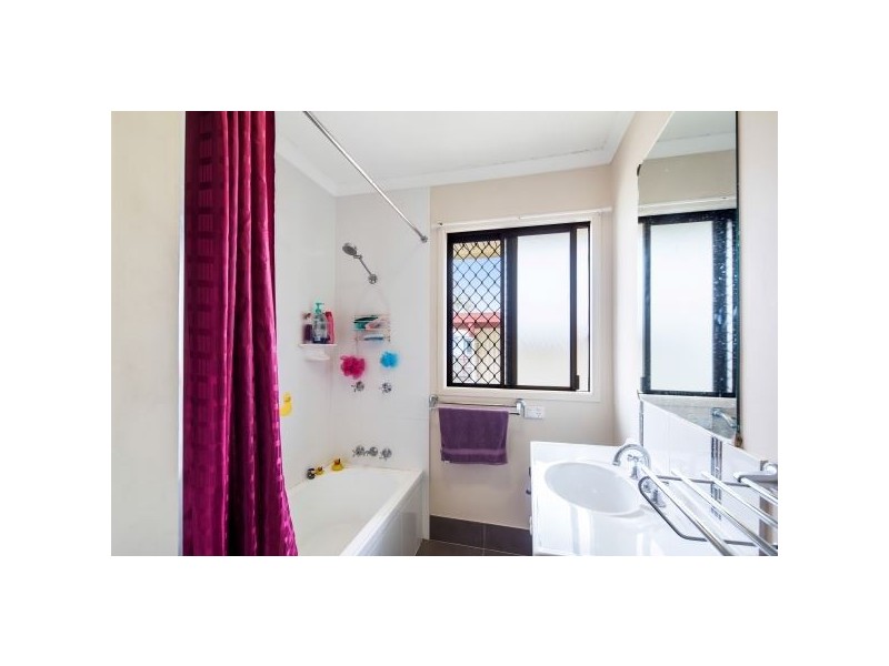 18 Stumm Road, Southside QLD 4570