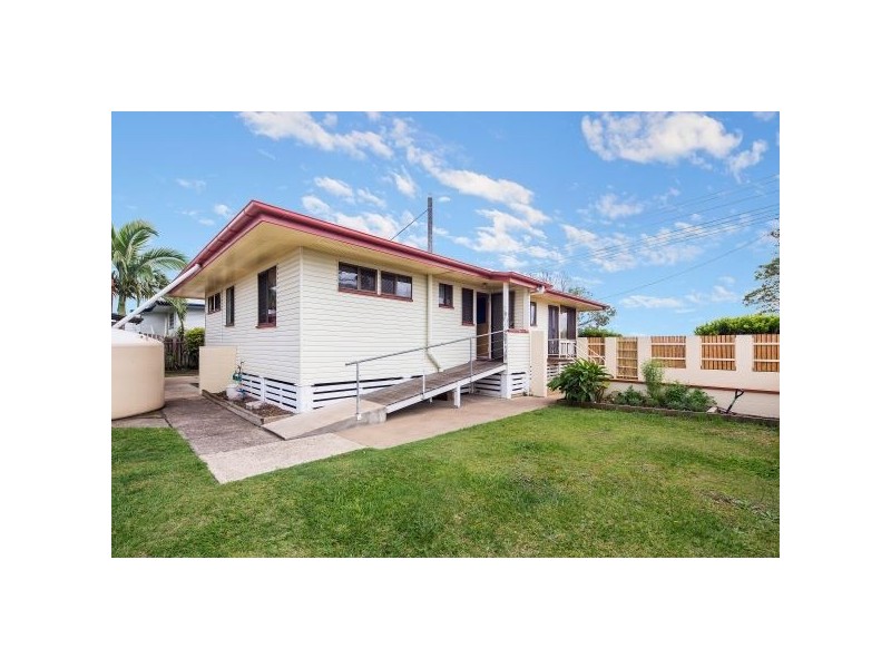 18 Stumm Road, Southside QLD 4570