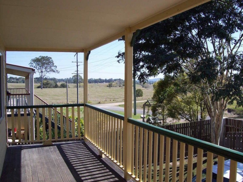 10 Mcmahon Road, Monkland QLD 4570