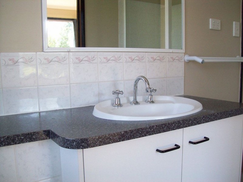 10 Mcmahon Road, Monkland QLD 4570