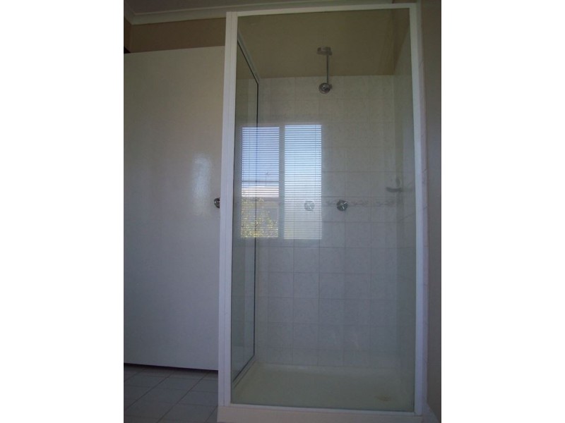 10 Mcmahon Road, Monkland QLD 4570