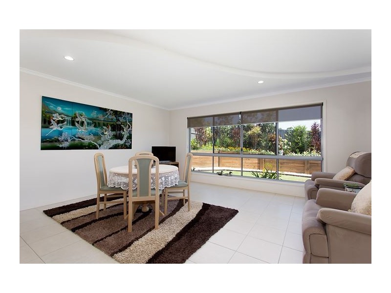 19 Premier Avenue, Jones Hill QLD 4570