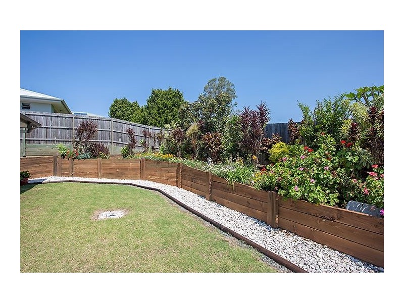 19 Premier Avenue, Jones Hill QLD 4570