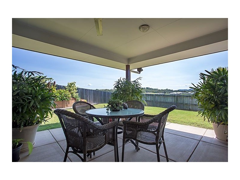 19 Premier Avenue, Jones Hill QLD 4570