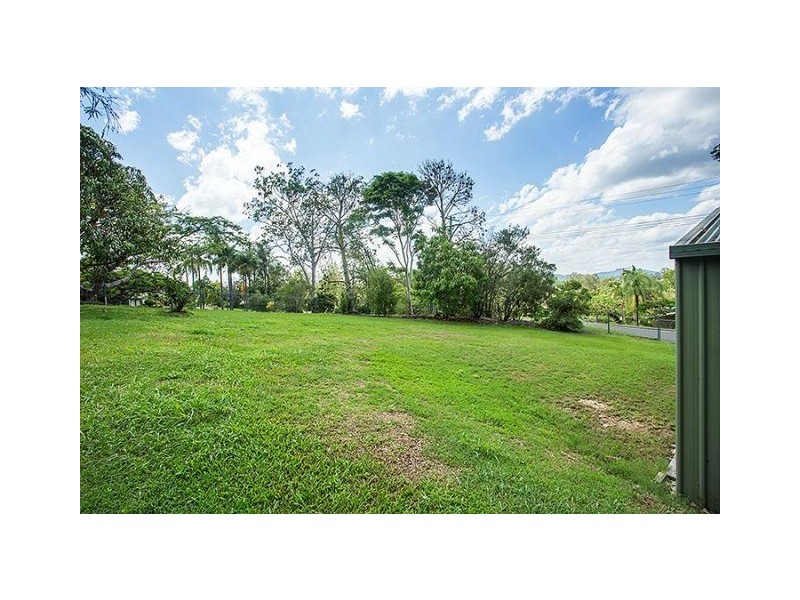 23 Heather Street, Southside QLD 4570