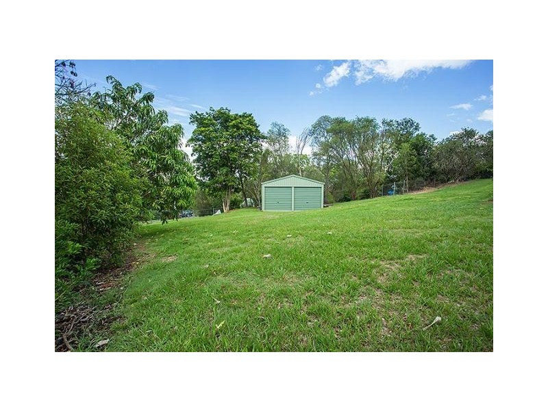 23 Heather Street, Southside QLD 4570