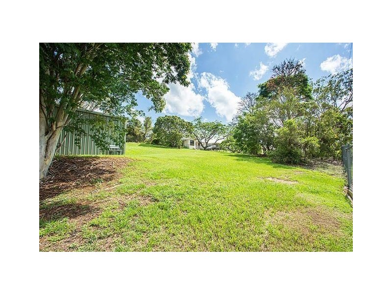 23 Heather Street, Southside QLD 4570