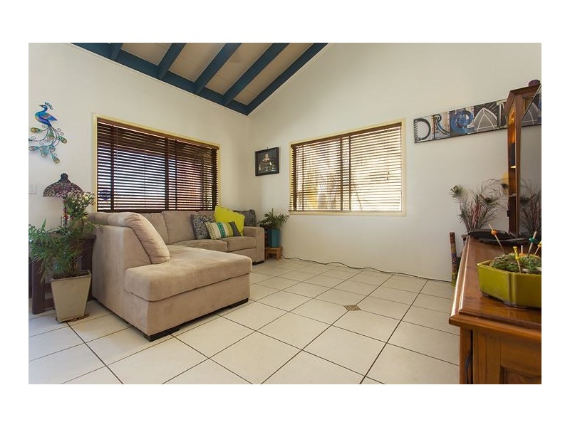 3 Carlo Road, Rainbow Beach QLD 4581