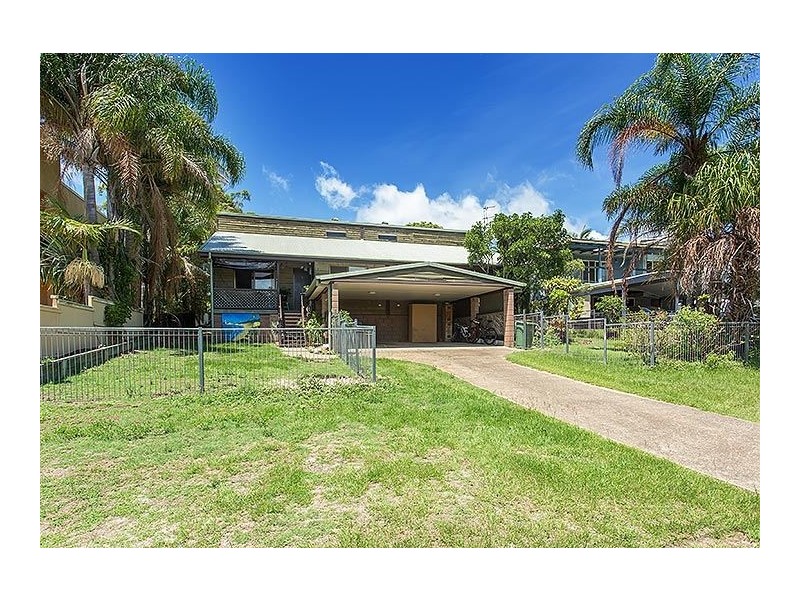3 Carlo Road, Rainbow Beach QLD 4581