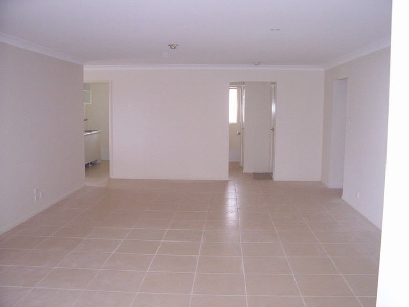 70 Gympie View Drive, Southside QLD 4570