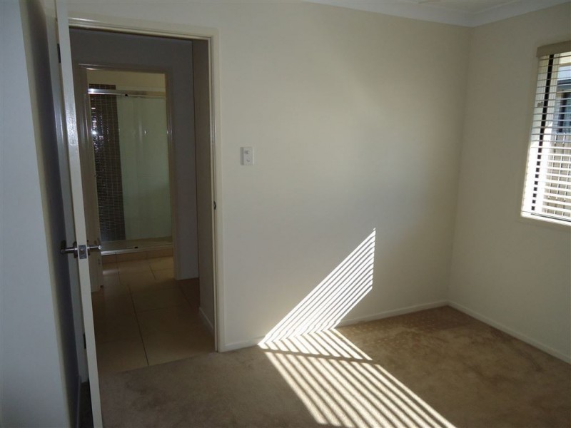 70 Gympie View Drive, Southside QLD 4570