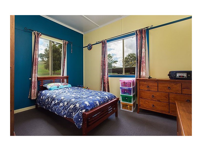 8 Harvey Road, Kandanga QLD 4570