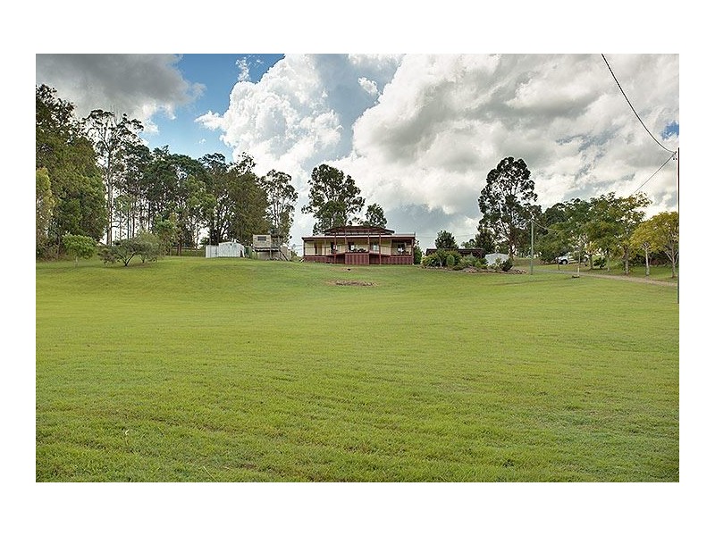 8 Harvey Road, Kandanga QLD 4570