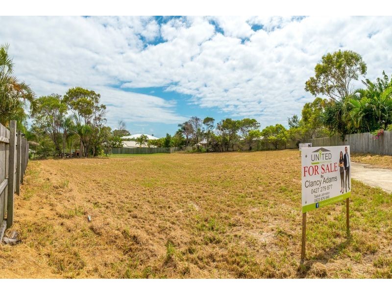 72 Bombala Crescent, Rainbow Beach QLD 4581