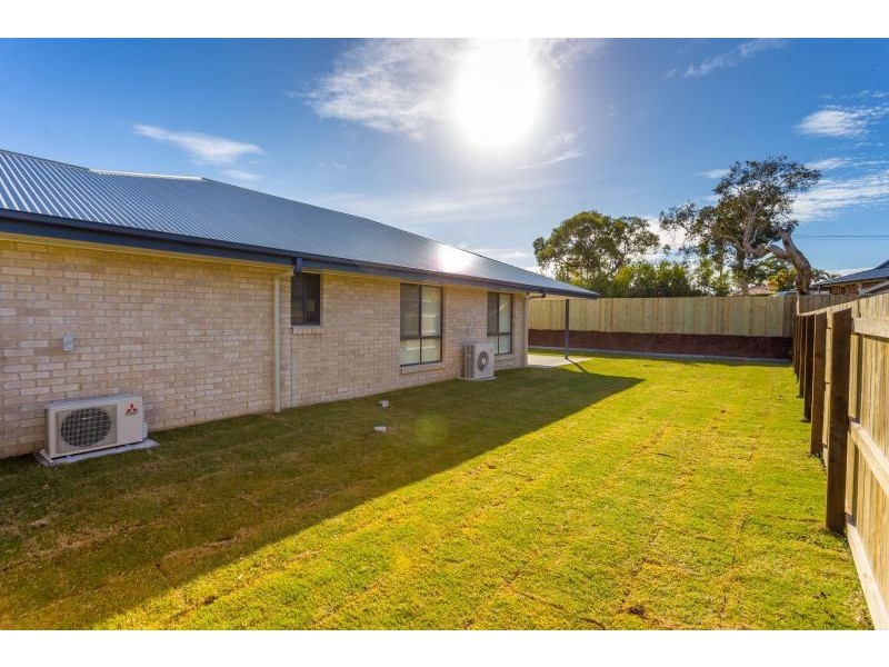 33 Tuna Way, Tin Can Bay QLD 4580