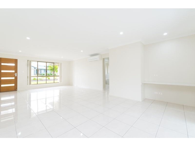 34 Tuna Way, Tin Can Bay QLD 4580