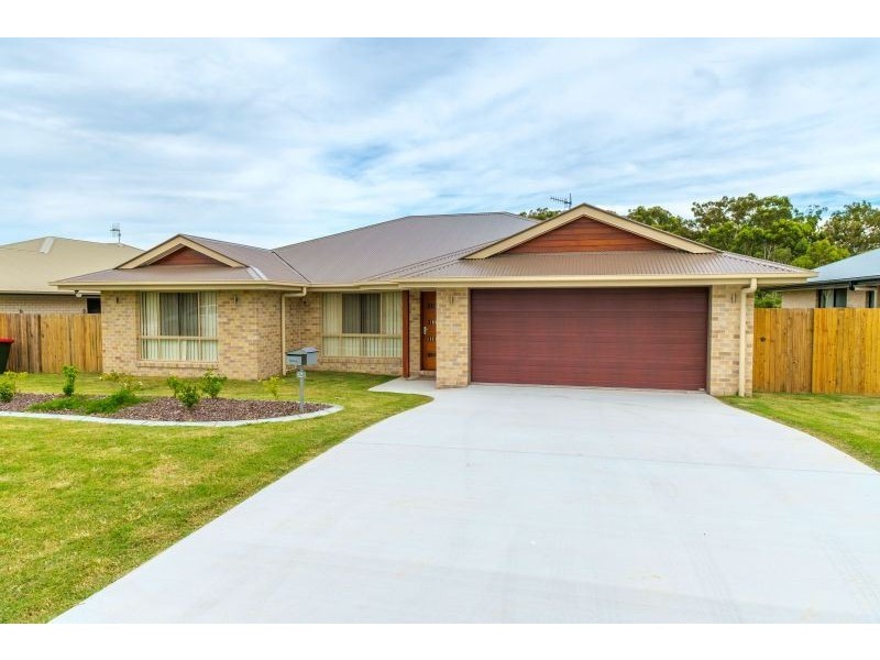 34 Tuna Way, Tin Can Bay QLD 4580
