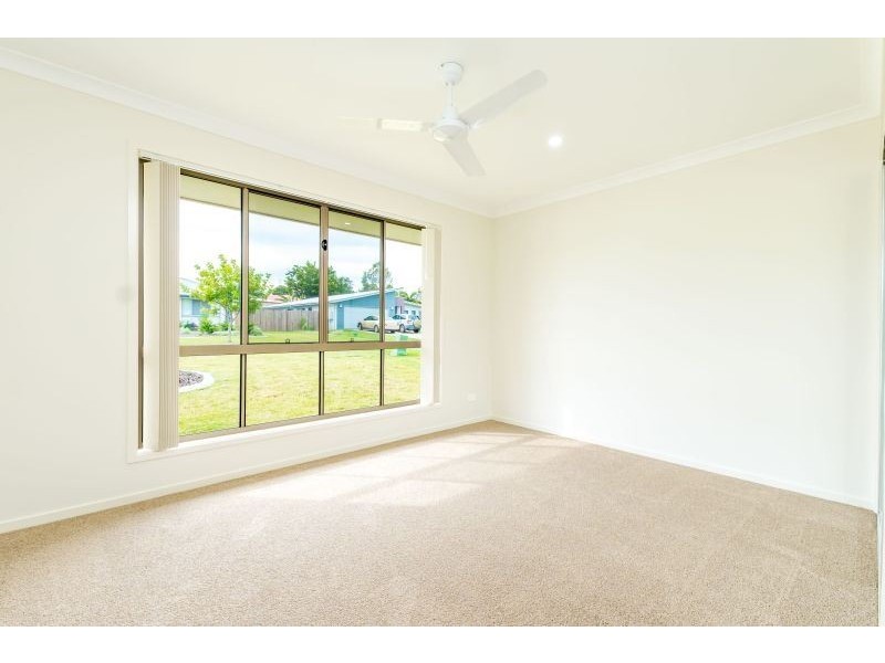 34 Tuna Way, Tin Can Bay QLD 4580