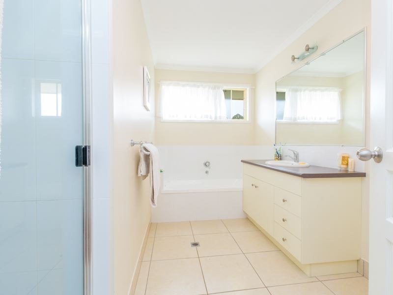 51 Lorikeet Drive, Tamaree QLD 4570