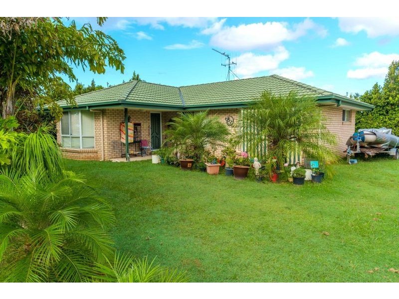 125 Gympie Road, Tin Can Bay QLD 4580