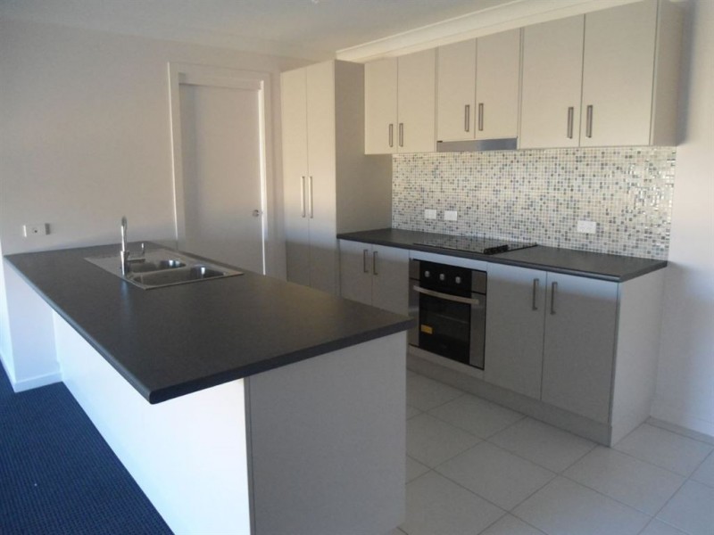 9 Presidential Avenue, Jones Hill QLD 4570