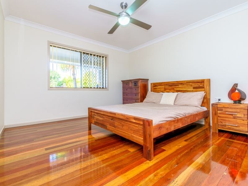 24 Arlington Road, Victory Heights QLD 4570