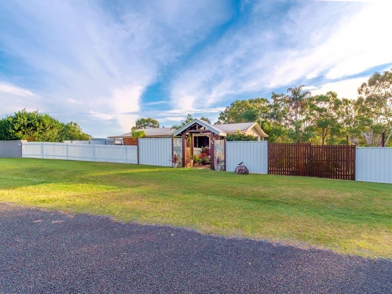 24 Arlington Road, Victory Heights QLD 4570