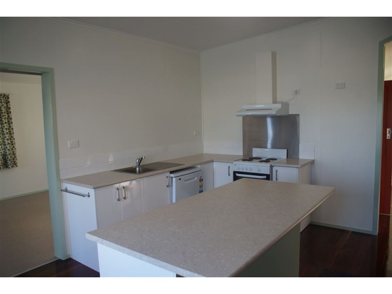 2 Stewart Terrace, Gympie QLD 4570