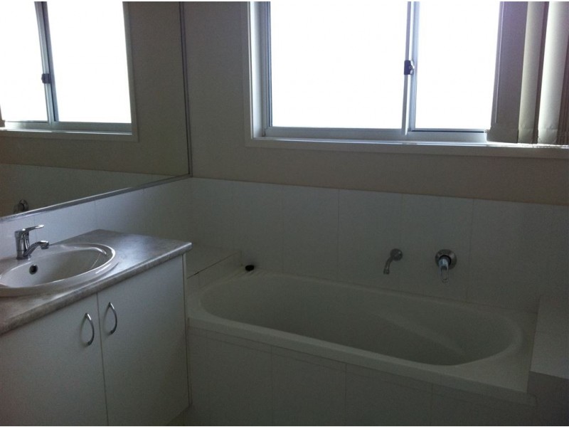 23 Premier Avenue, Jones Hill QLD 4570