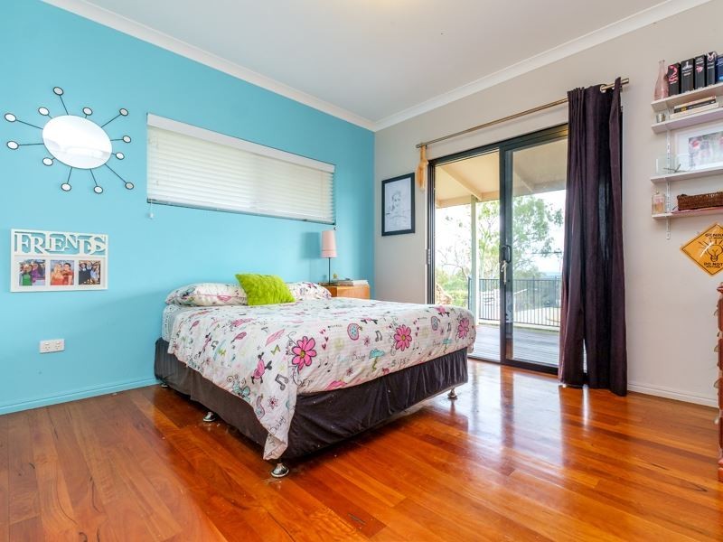 829 McIntosh Creek Road, Mcintosh Creek QLD 4570