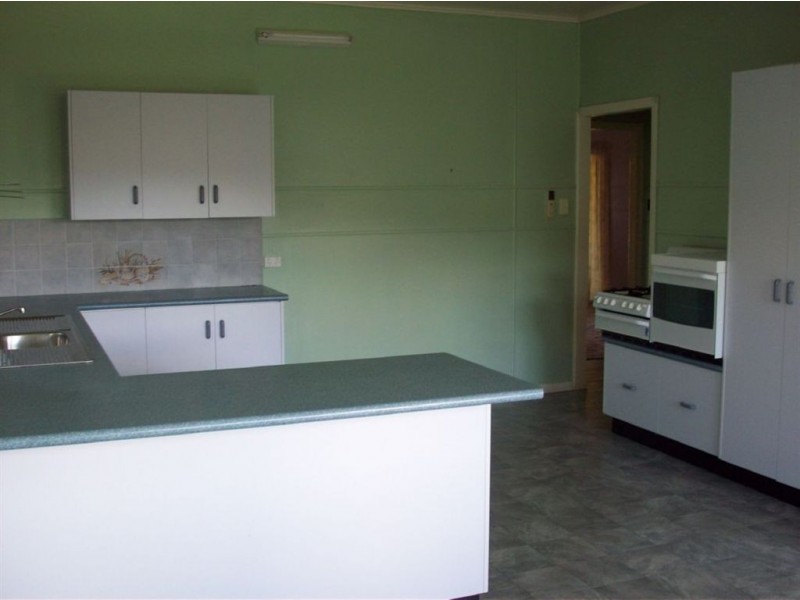 Langshaw QLD 4570