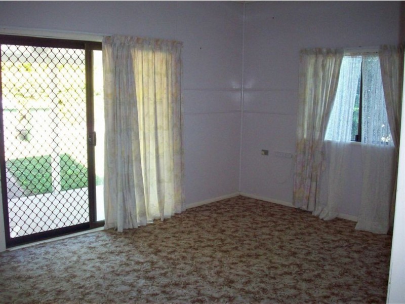 Langshaw QLD 4570