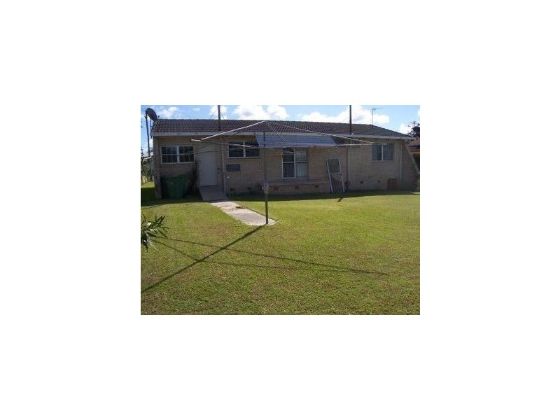 11 Justin Street, Southside QLD 4570